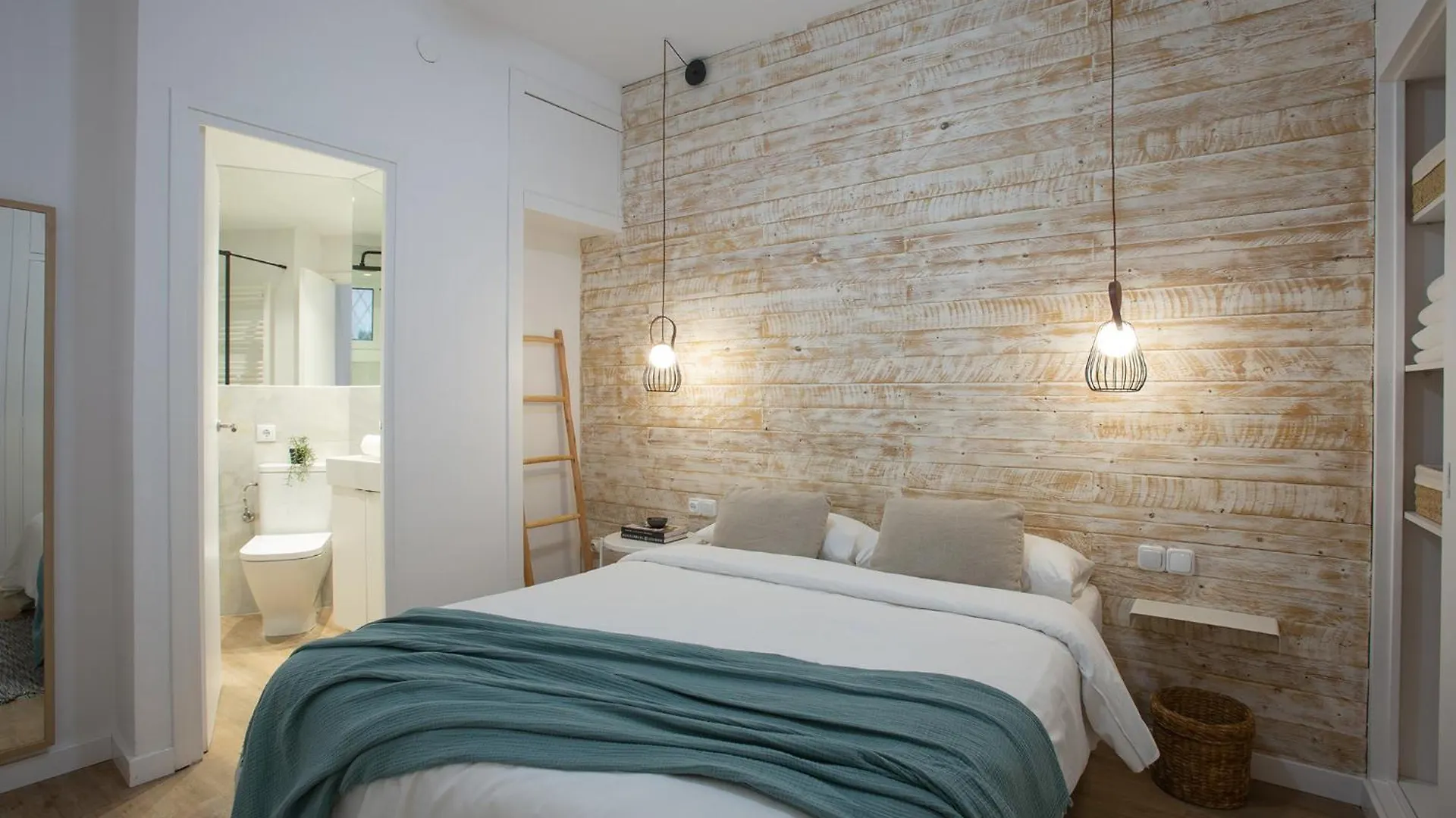 'Vicens Gem' Private Terrace Hs Wi-Fi In Gracia By Myrentalhost Barcelona Spain